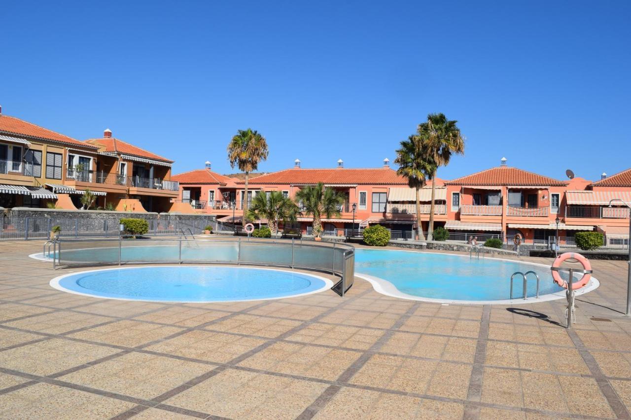 Victoria Family Apartman Tenerife Costa del Silencio Exterior foto